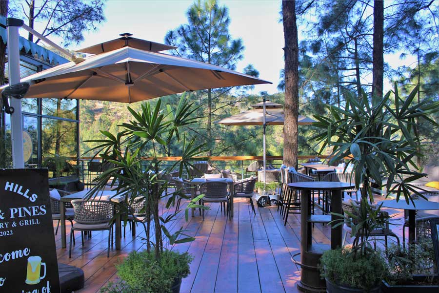 kasauli-hills-resort-brook-and-pines-micro-brewery-and-grill-nature-resort-in-kasauli